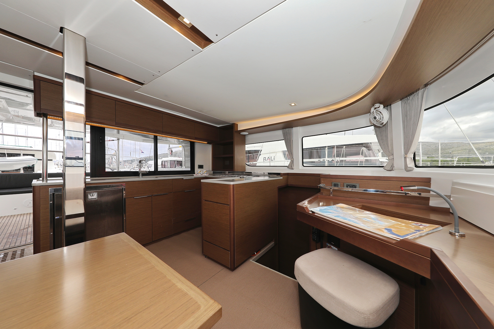 Lagoon 46 - 4 + 2 cab. — photo 19