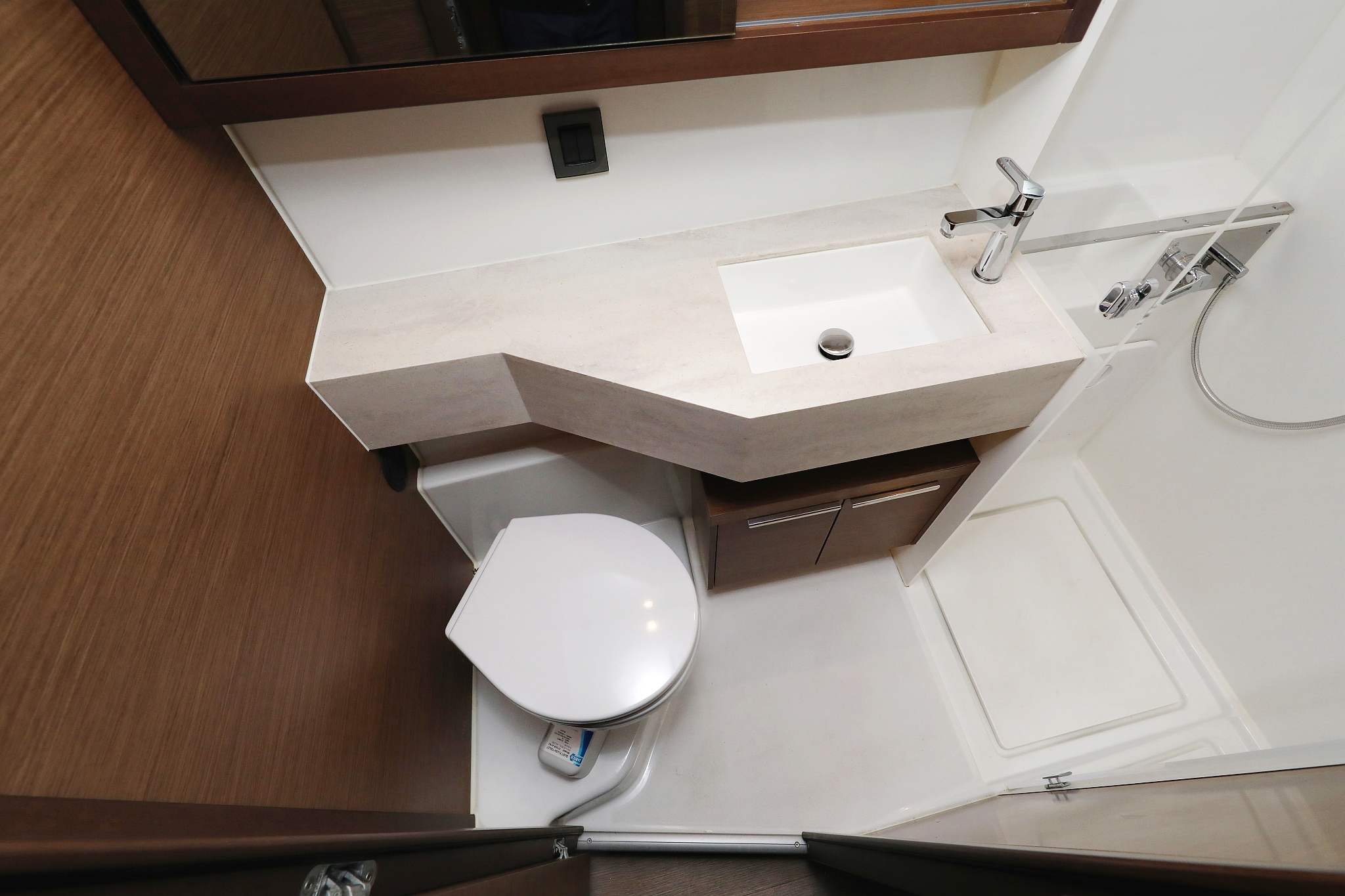 Lagoon 46 - 4 + 2 cab. — photo 34