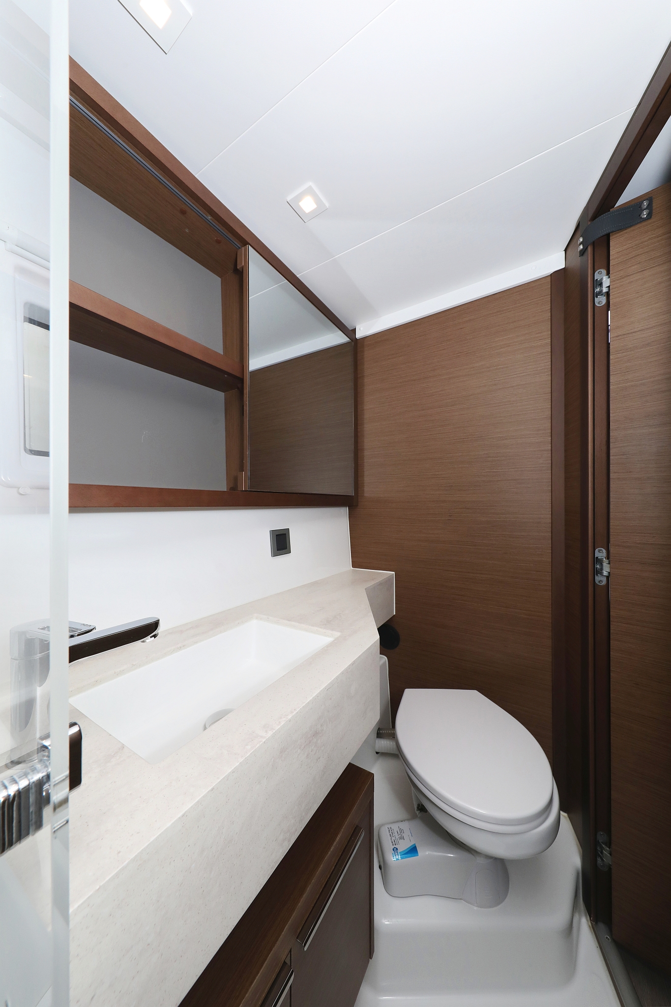 Lagoon 46 - 4 + 2 cab. — photo 38