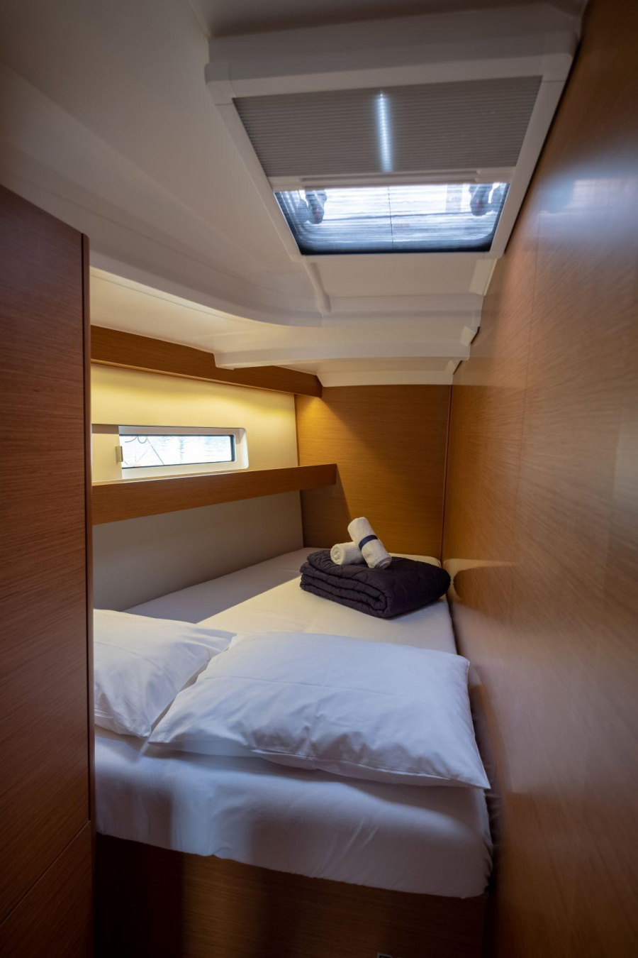 Sun Odyssey 440 - 4 cab. — photo 3