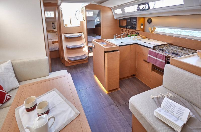Sun Odyssey 410 - 3 cab. — photo 7