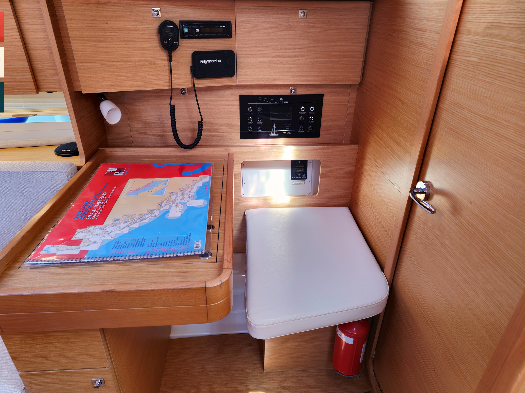 Dufour 360 GL — photo 33