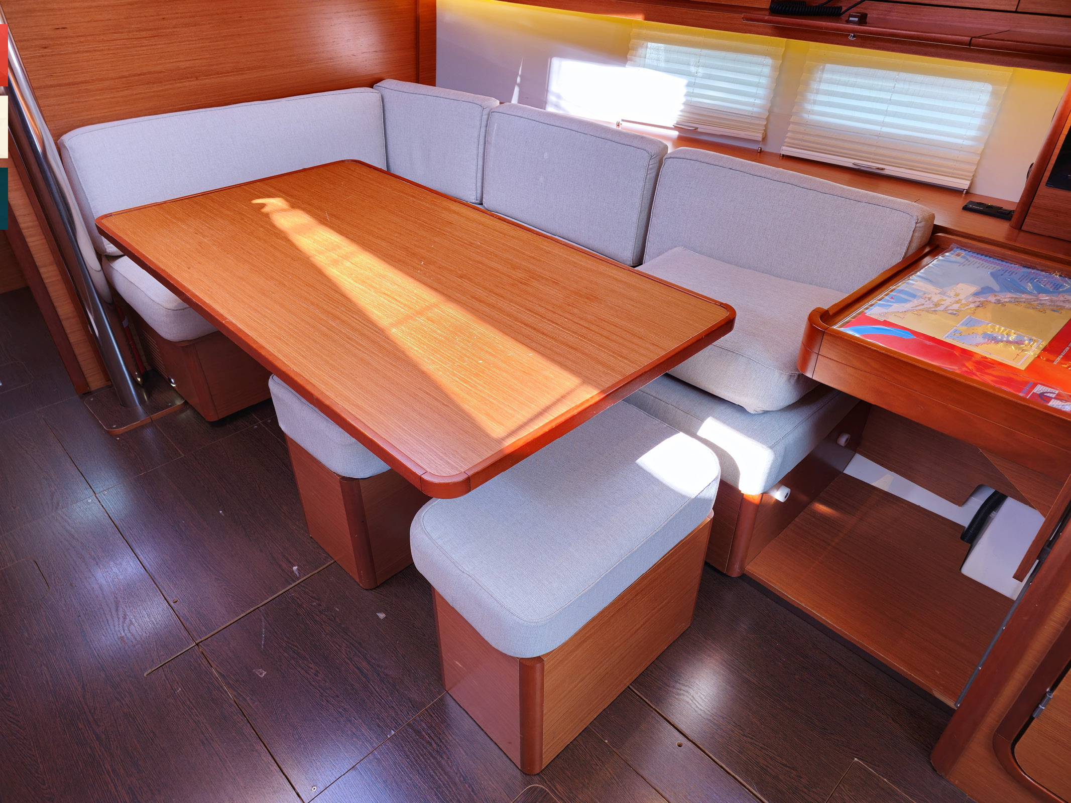 Dufour 390 GL — photo 16