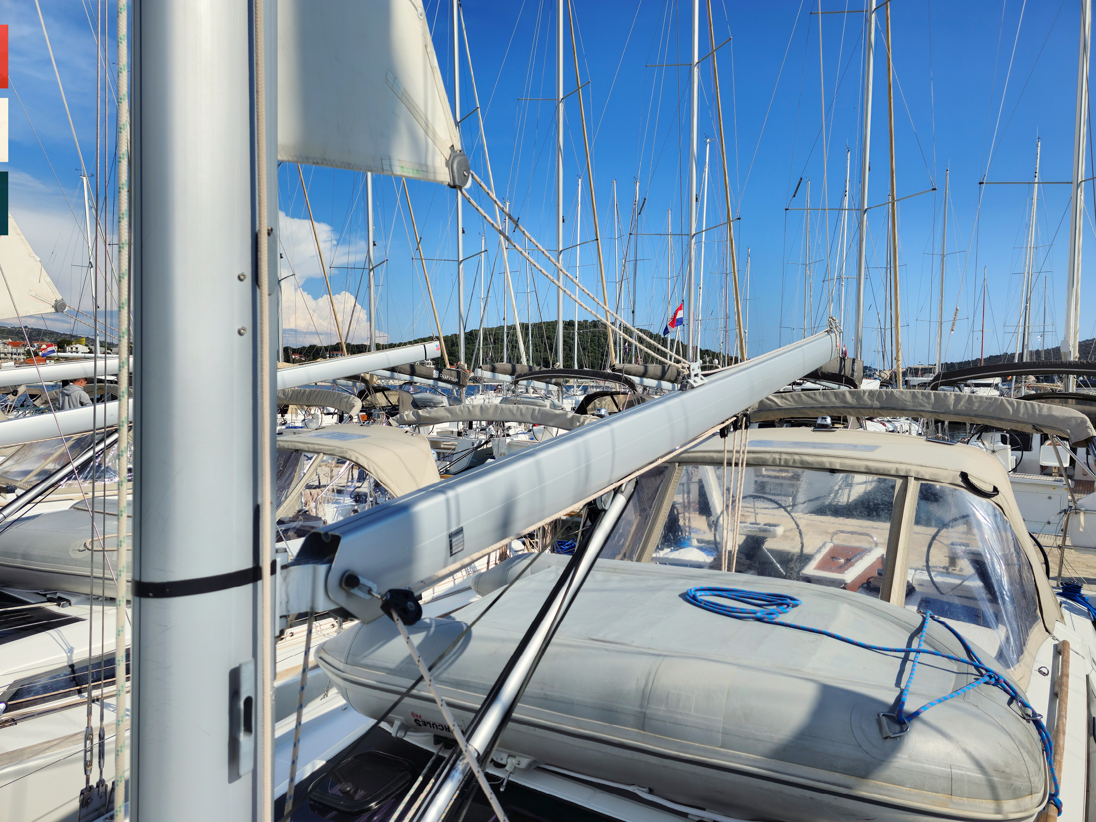 Dufour 390 GL — photo 11