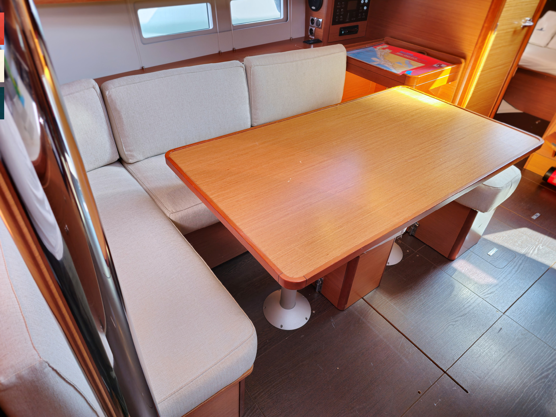 Dufour 390 GL — photo 16