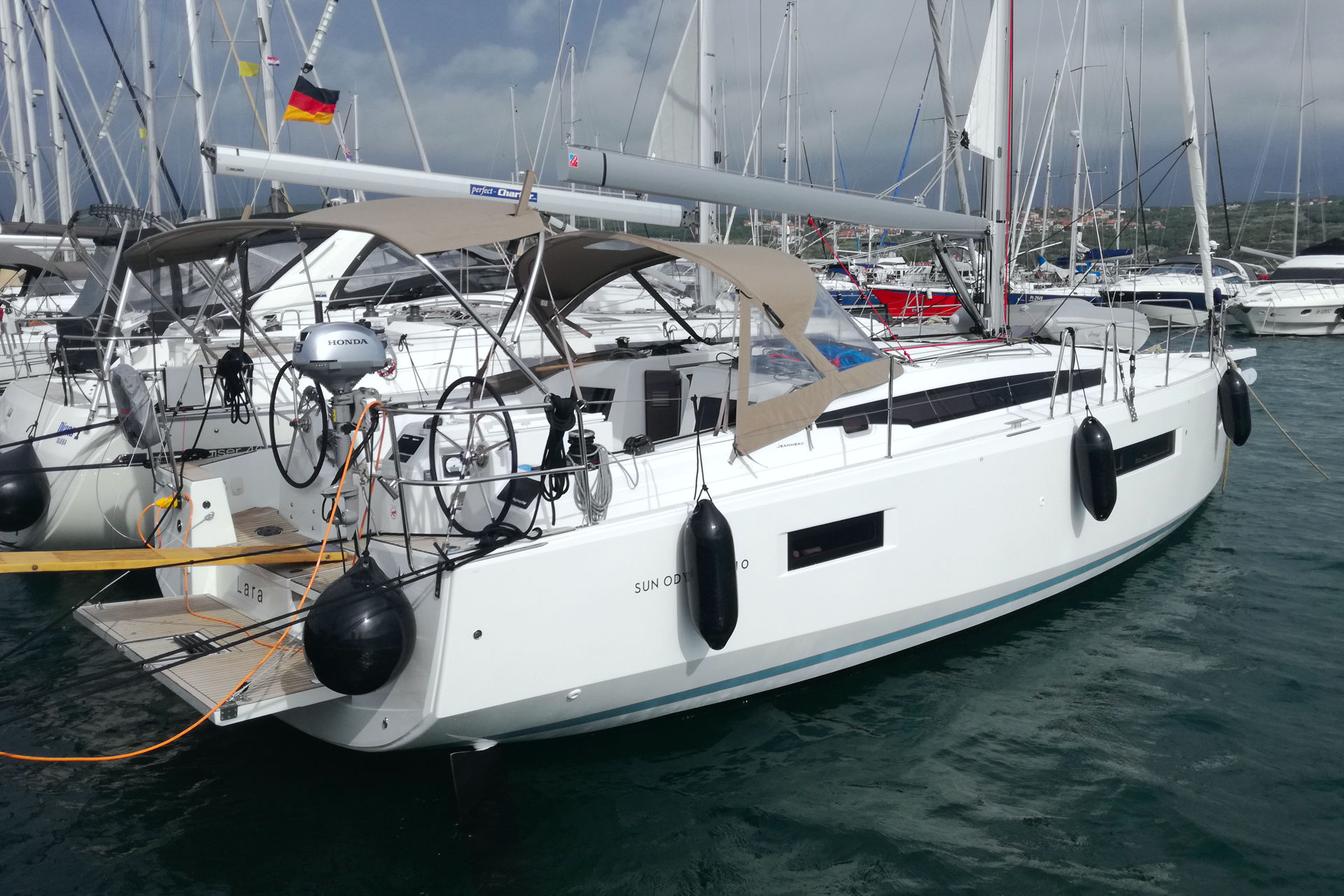 Sun Odyssey 410 - 3 cab. — photo 13