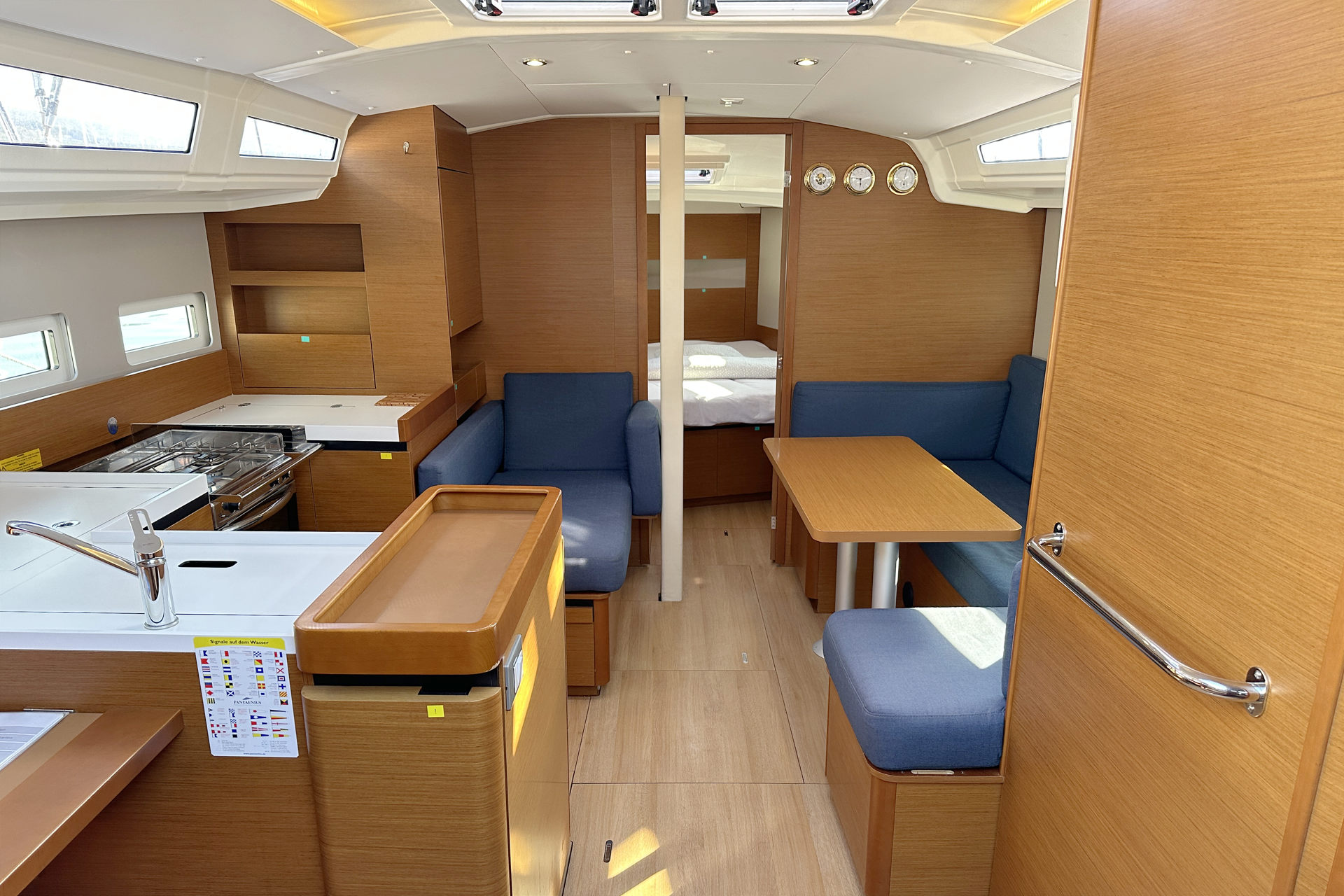 Sun Odyssey 410 - 3 cab. — photo 15