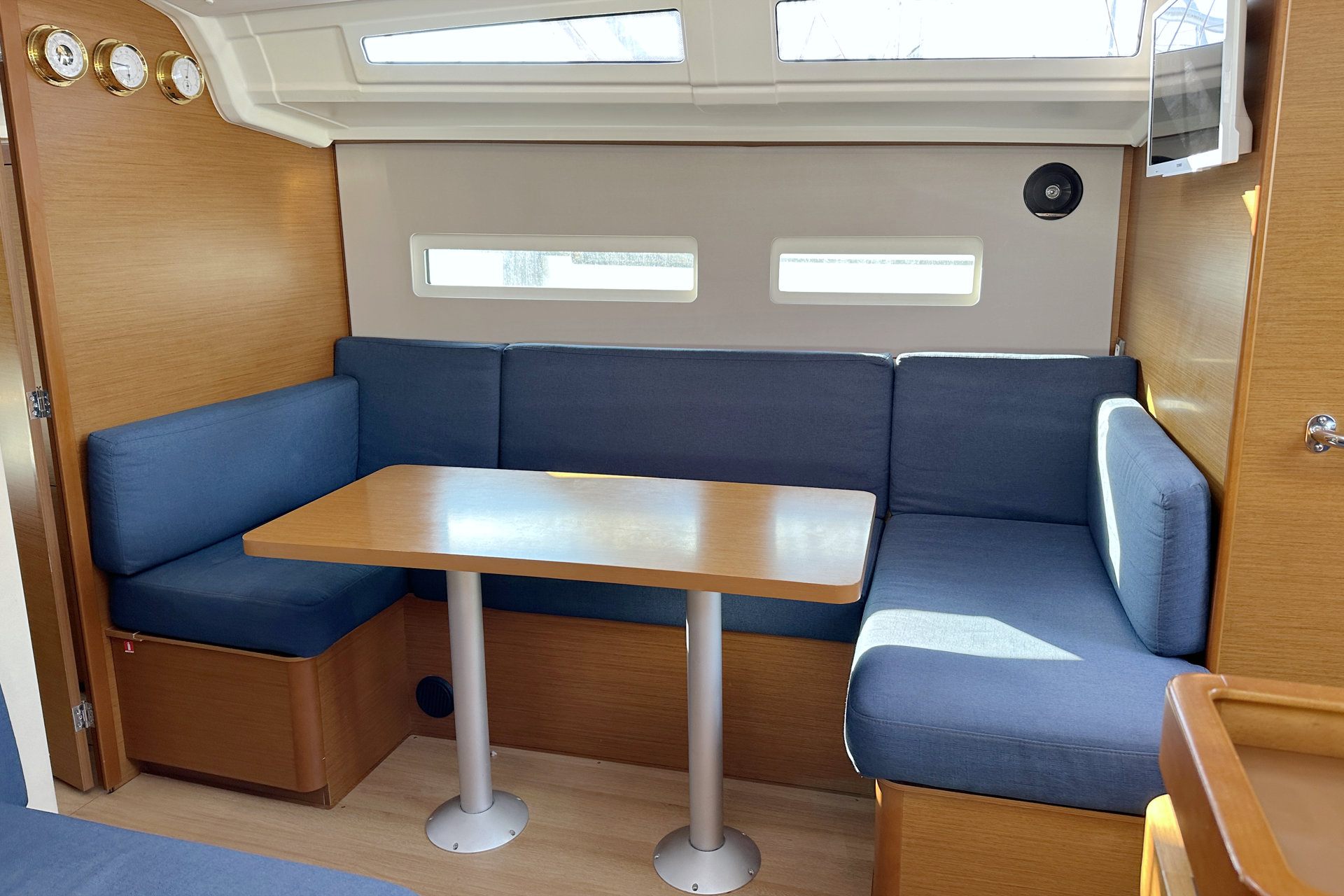 Sun Odyssey 410 - 3 cab. — photo 20