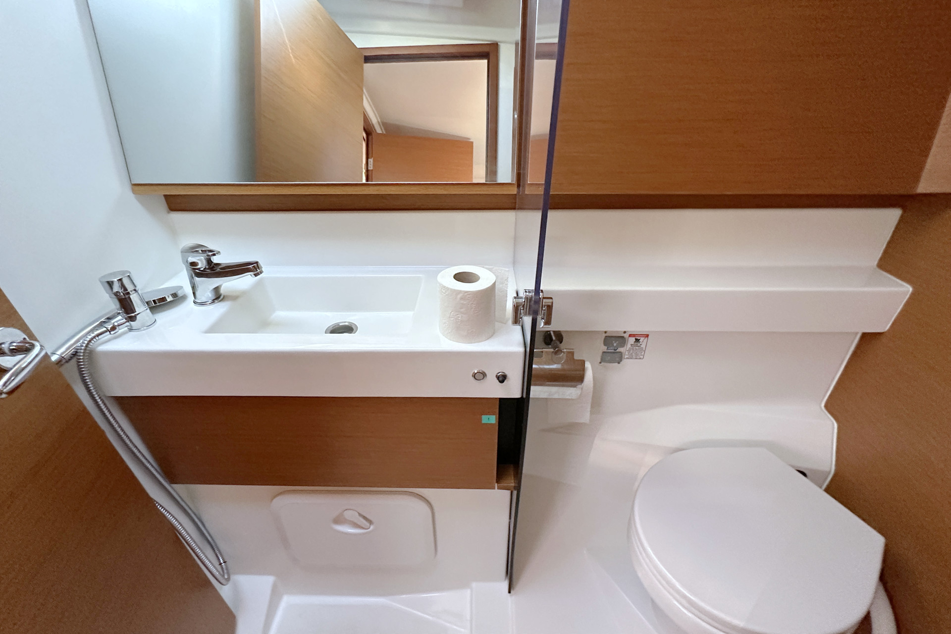 Sun Odyssey 410 - 3 cab. — photo 25