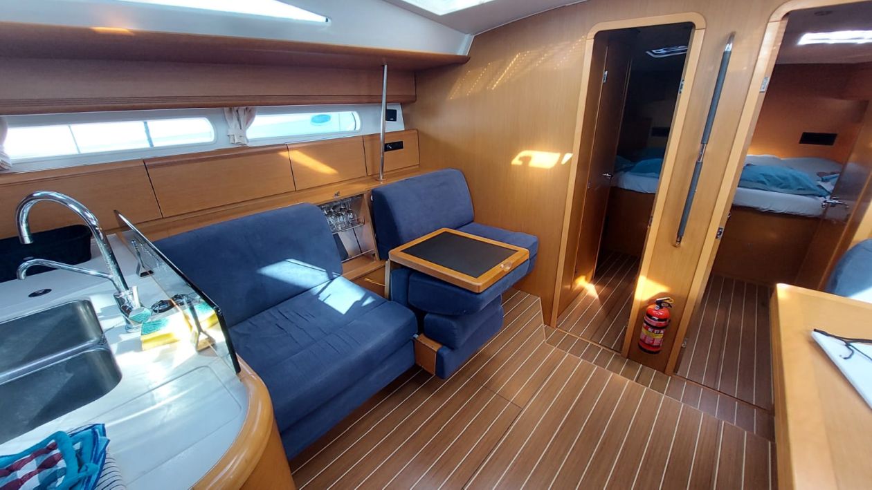 Jeanneau 53 - 5 cab. — photo 4