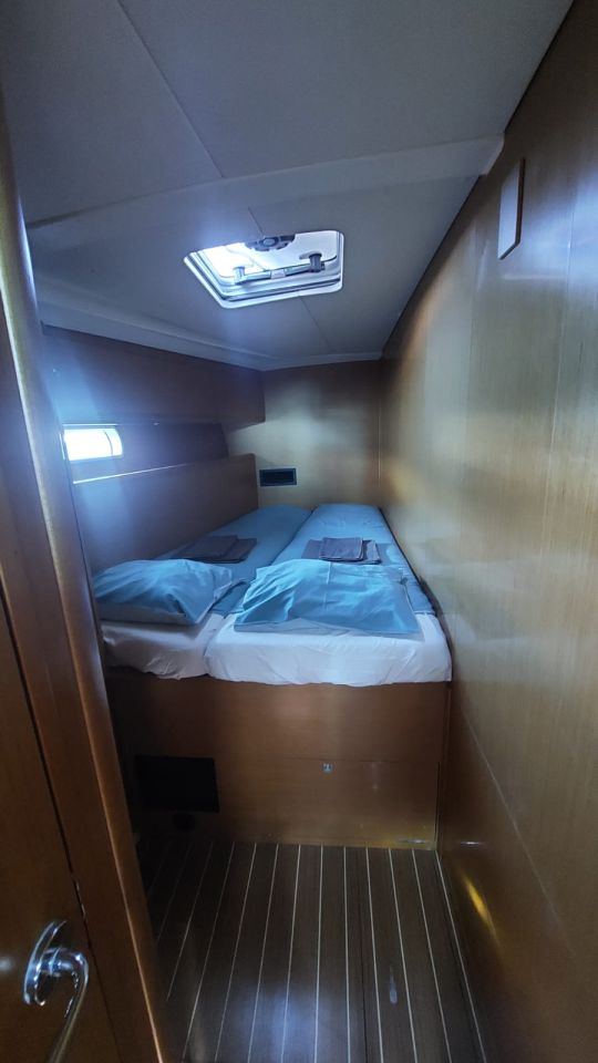 Jeanneau 53 - 5 cab. — photo 11