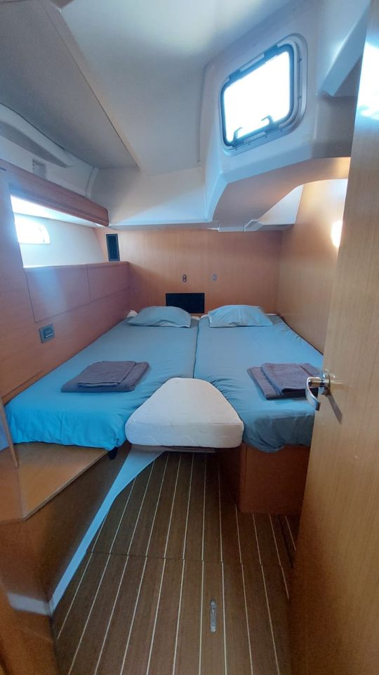 Jeanneau 53 - 5 cab. — photo 12
