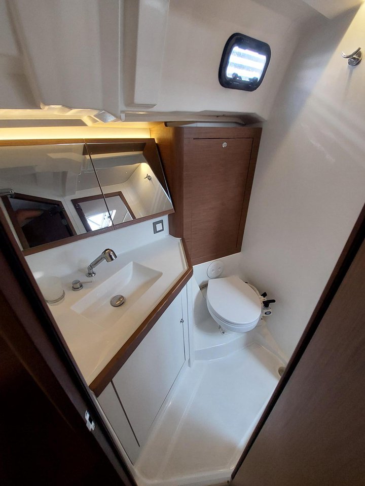 Oceanis 46.1 — photo 10