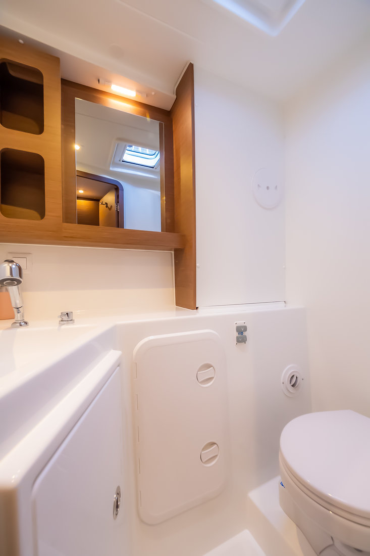 Lagoon 42 - 4 + 2 cab. — photo 13