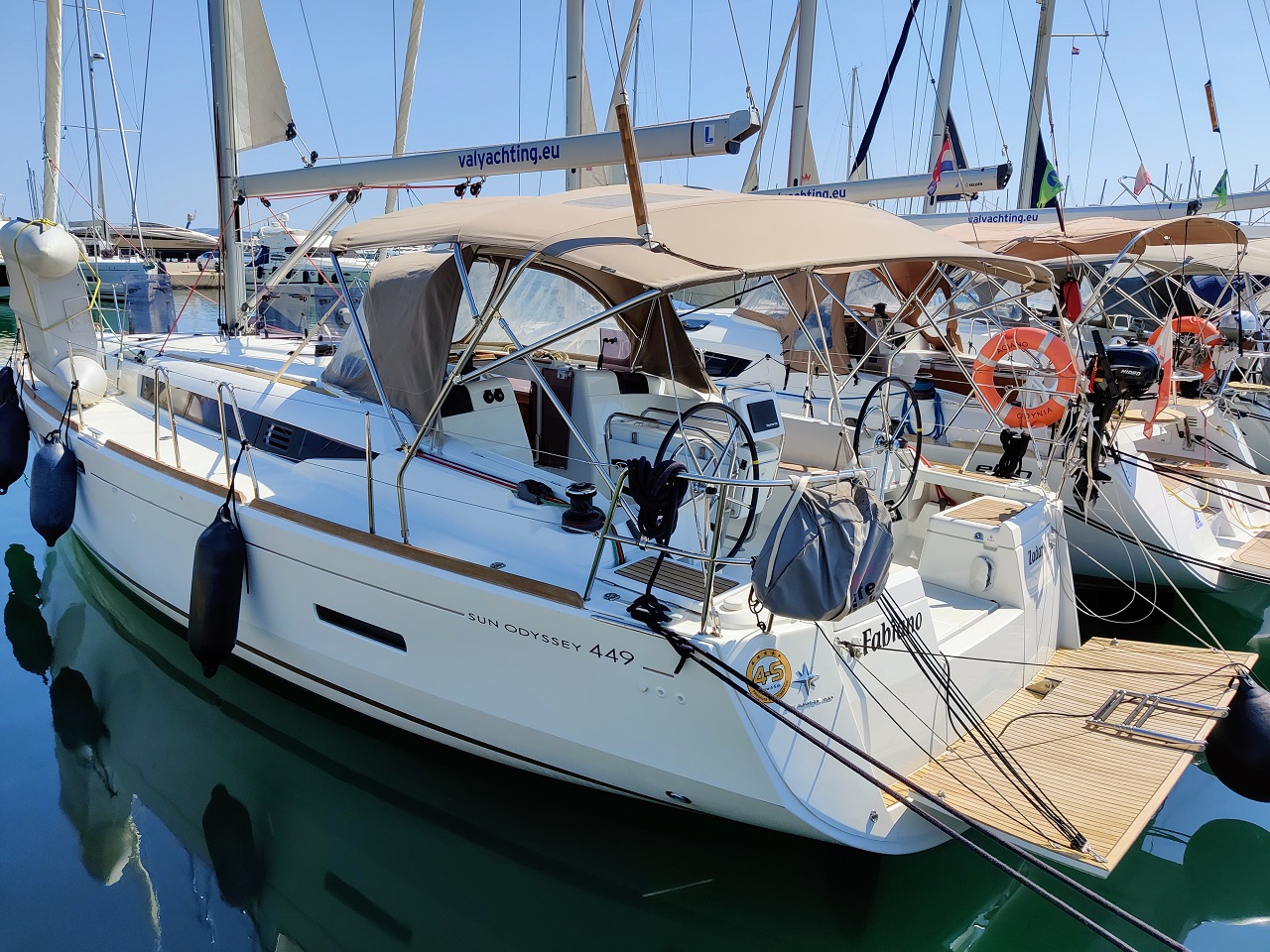 Sun Odyssey 449 - 3 cab. — photo 3