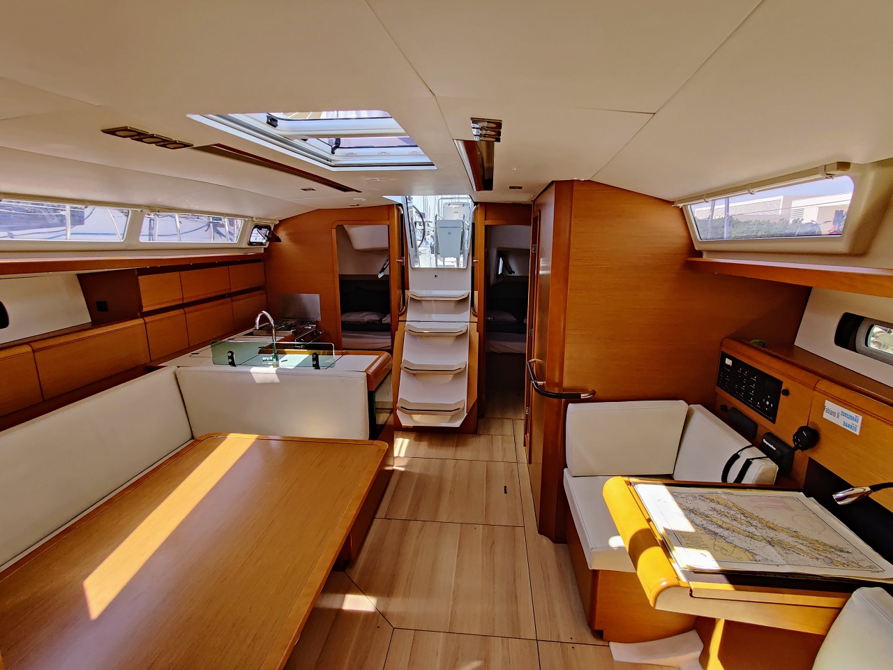 Sun Odyssey 449 - 3 cab. — photo 8