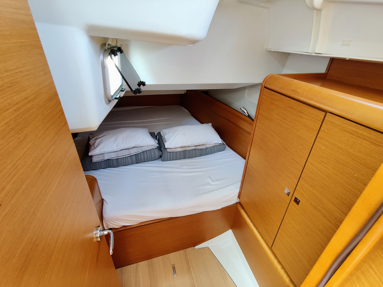 Sun Odyssey 449 - 3 cab. — photo 10