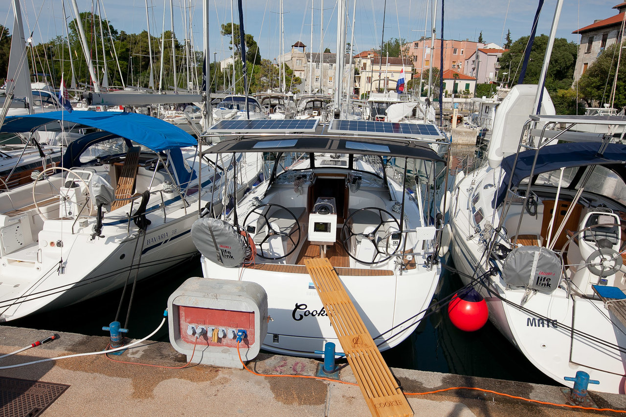 Bavaria Cruiser 34 Style — photo 8