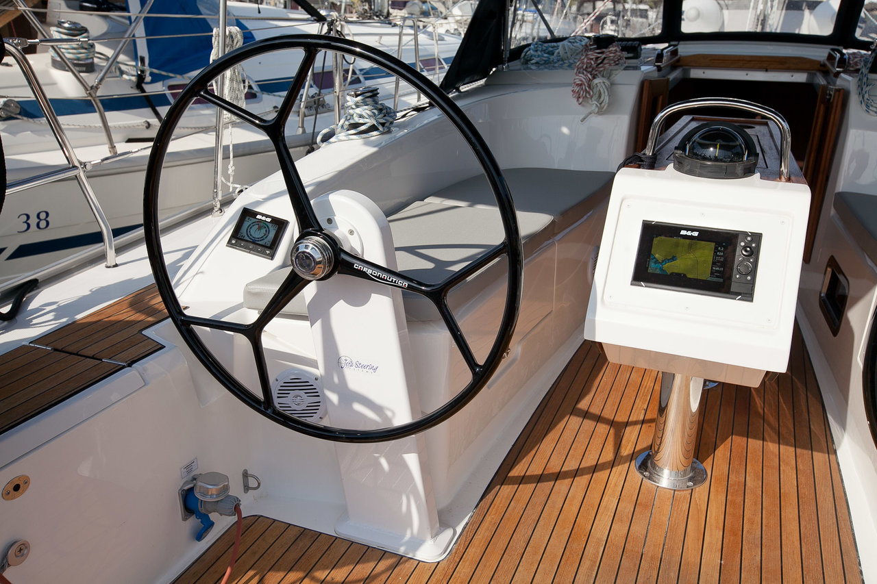 Bavaria Cruiser 34 Style — photo 9
