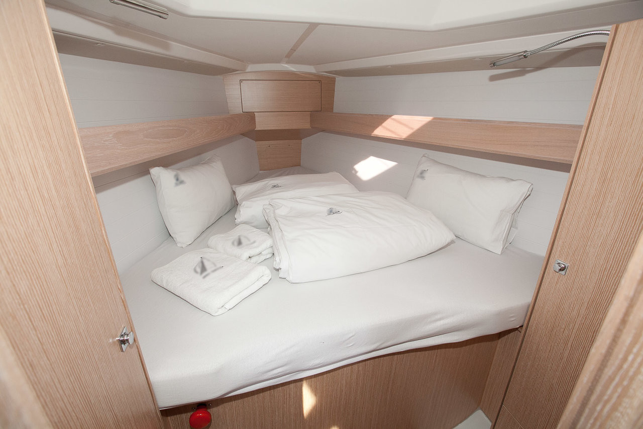 Bavaria Cruiser 34 Style — photo 21
