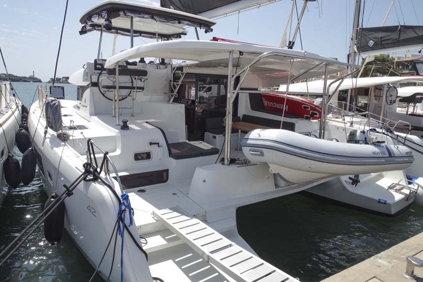 Lagoon 42 - 4 + 2 cab. — photo 5