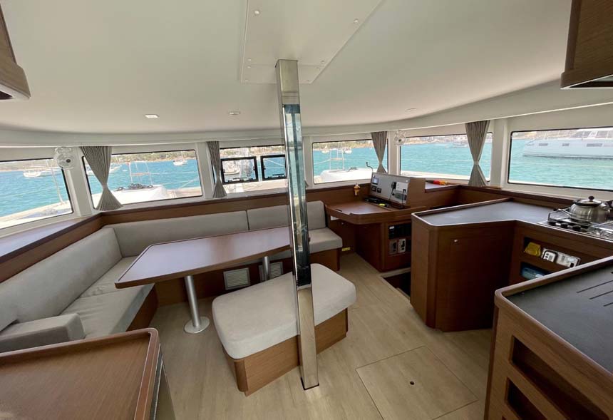 Lagoon 42 - 4 + 2 cab. — photo 13