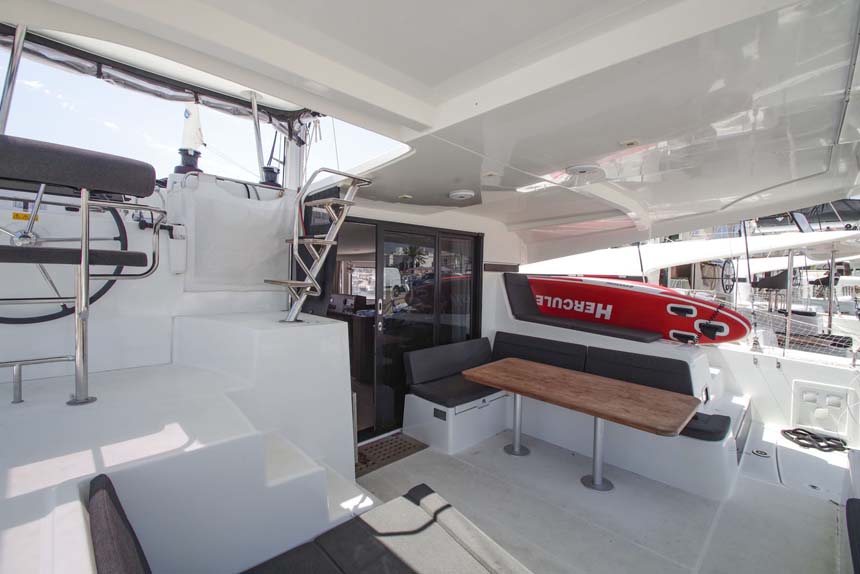 Lagoon 42 - 4 + 2 cab. — photo 17