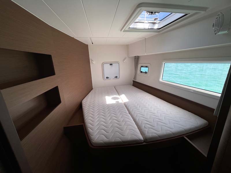 Lagoon 42 - 4 + 2 cab. — photo 18