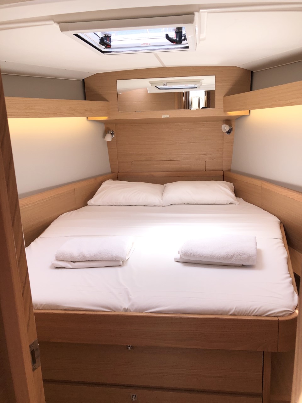 Dufour 430 GL — photo 12