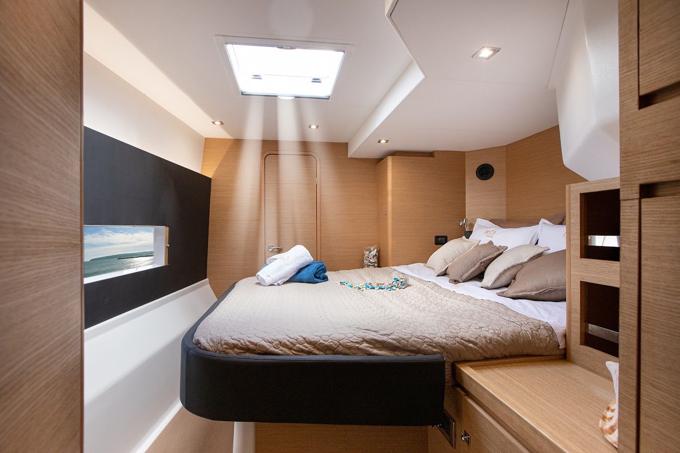 Dufour 48 Catamaran - 5 + 1 cab. — photo 9