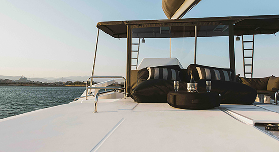 Dufour 48 Catamaran - 5 + 1 cab. — photo 8