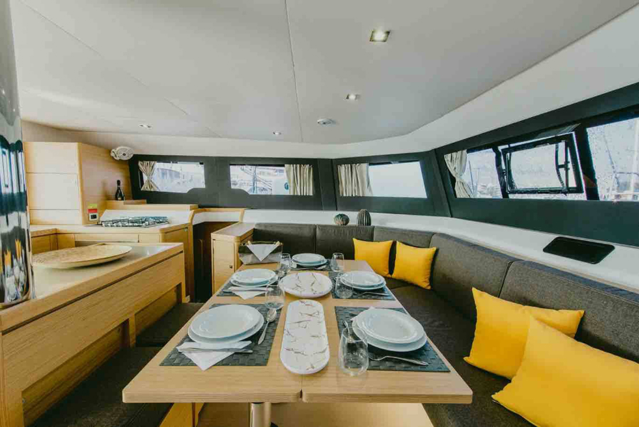Dufour 48 Catamaran - 5 + 1 cab. — photo 7
