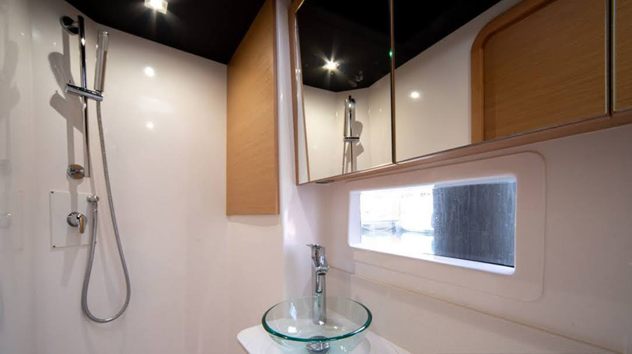 Dufour 48 Catamaran - 5 + 1 cab. — photo 13