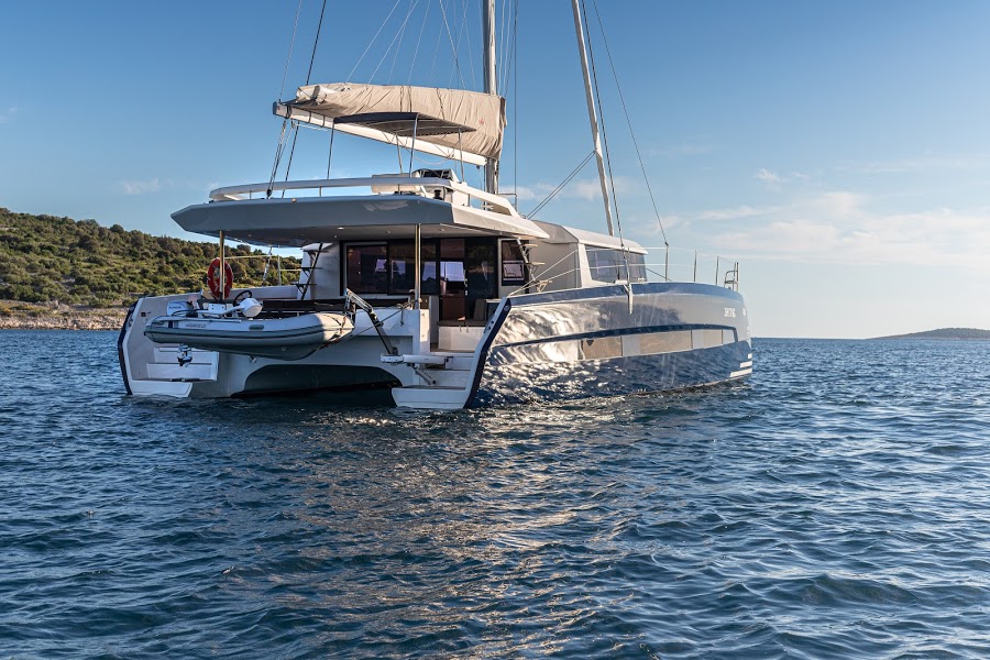 Dufour 48 Catamaran - 5 + 1 cab. — photo 5
