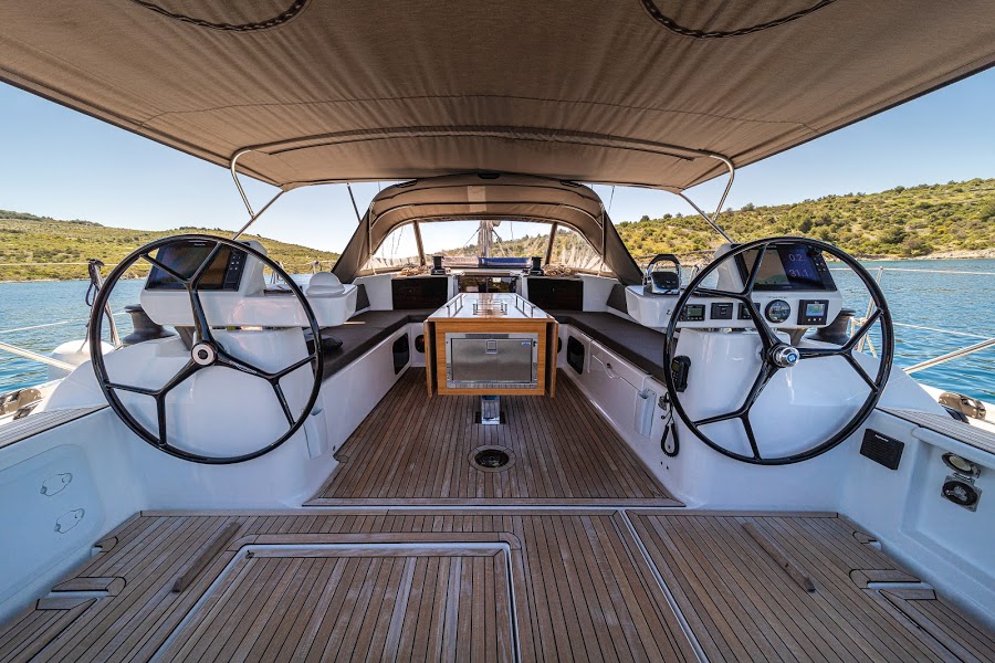 Dufour 56 Exclusive - 5 + 1 cab. — photo 7