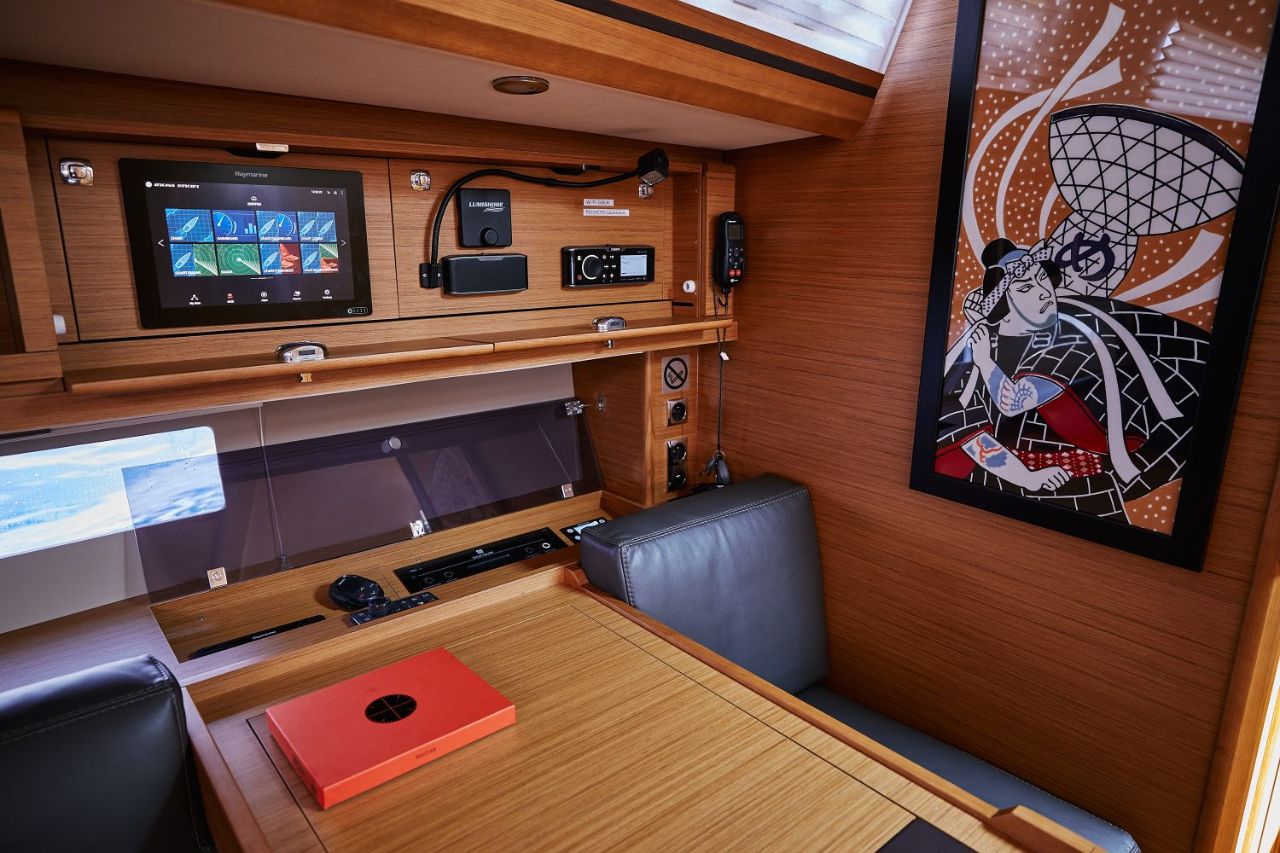 Dufour Exclusive 56 - 3 + 1 cab. — photo 26