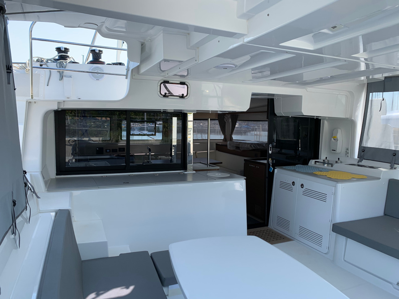 Lagoon 46 - 4 + 2 cab. — photo 4