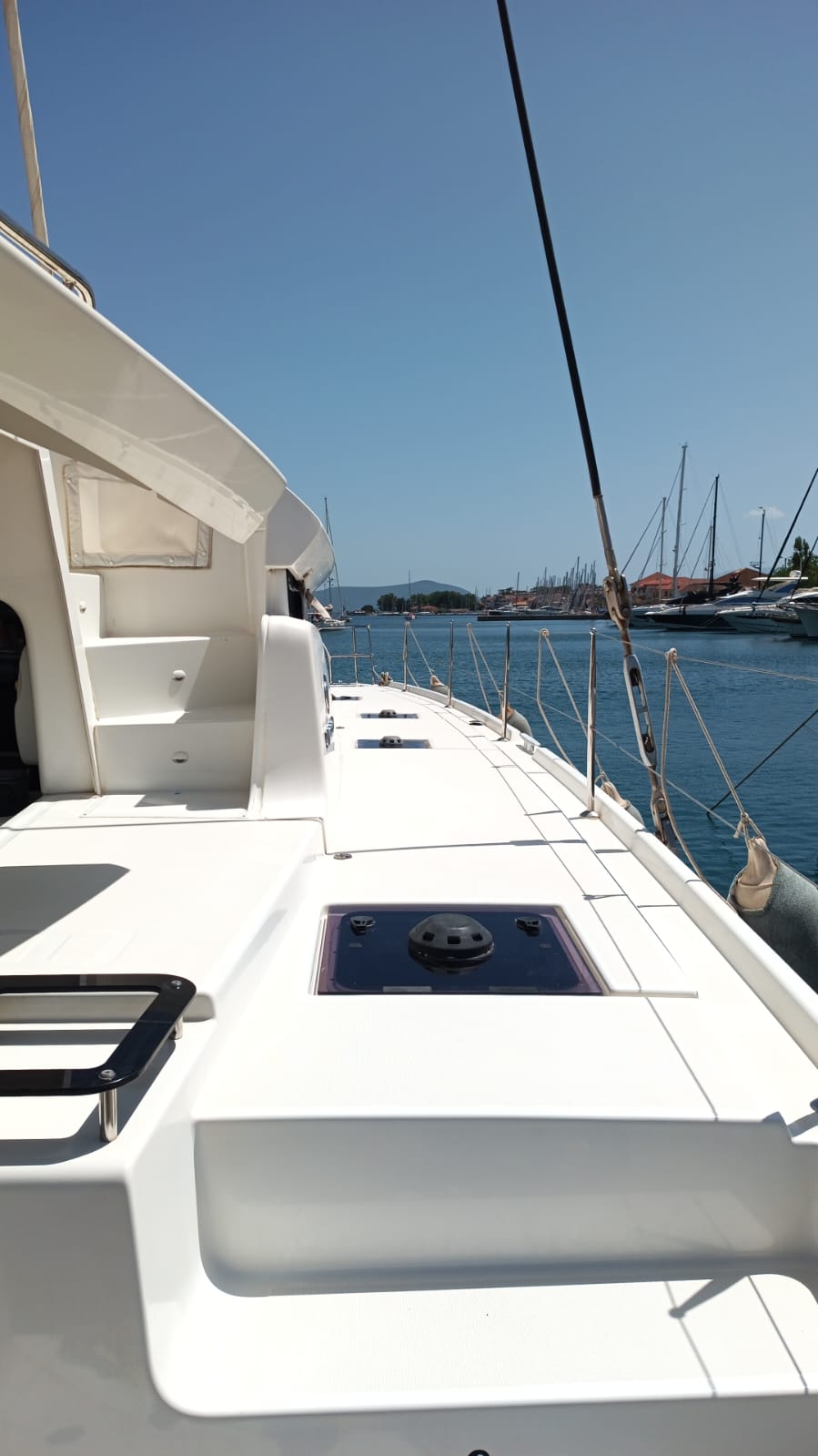 Lagoon 46 - 4 + 2 cab. — photo 7
