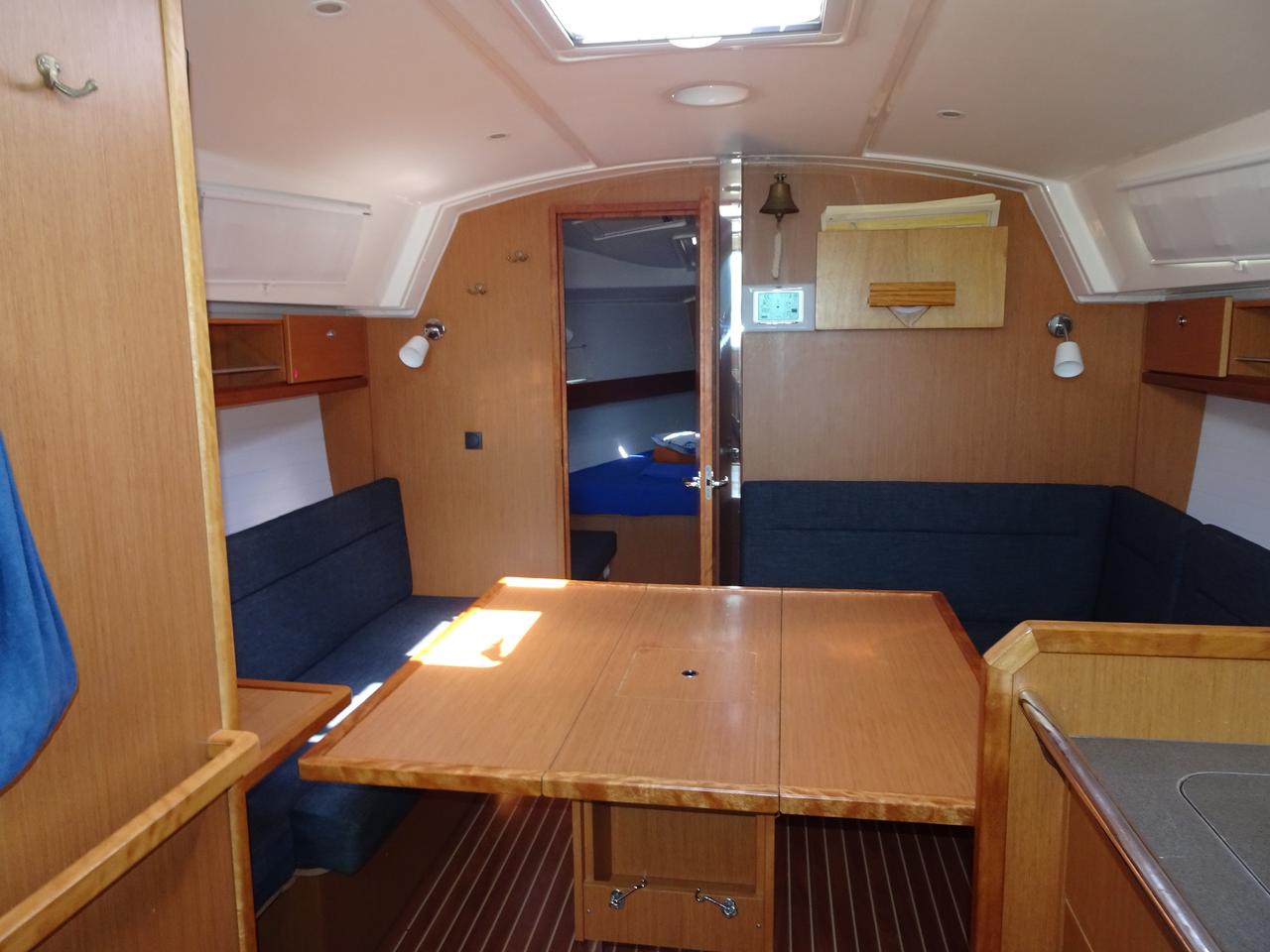 Bavaria Cruiser 36 — photo 6