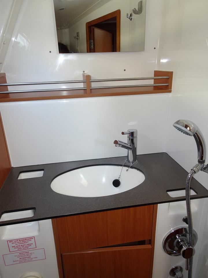 Bavaria Cruiser 36 — photo 13