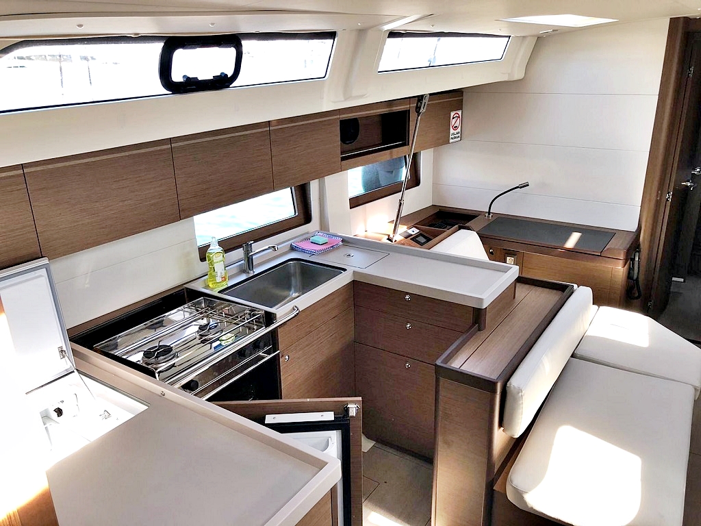 Oceanis 51.1 - 5 + 1 cab. — photo 12