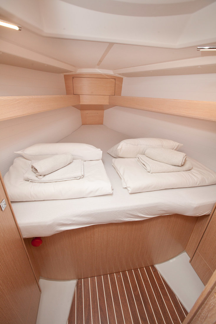Bavaria Cruiser 34 Style — photo 15