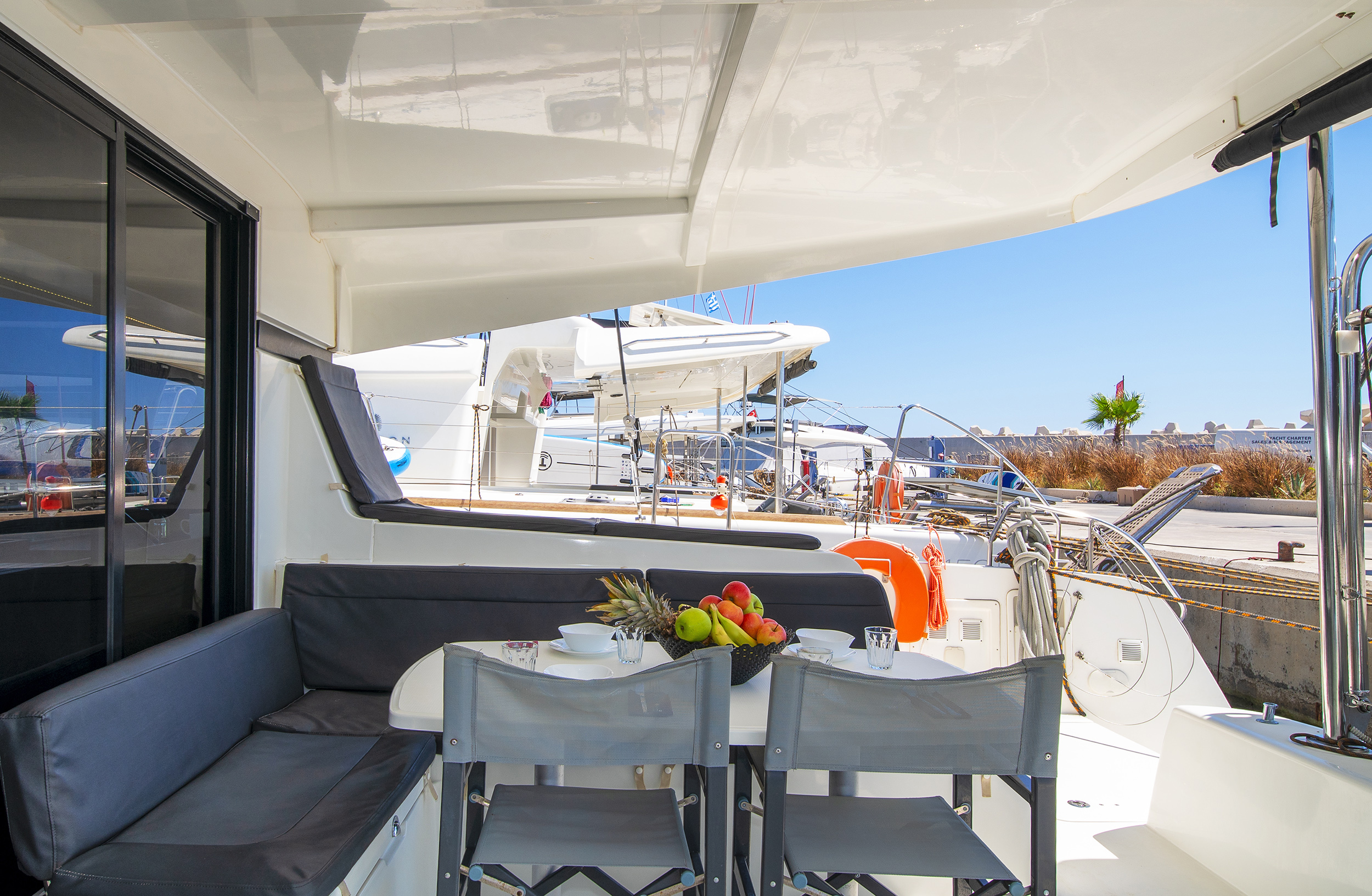 Lagoon 42 - 4 + 2 cab. — photo 8