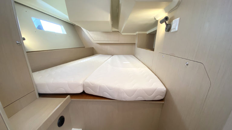 Oceanis 41.1 — photo 15