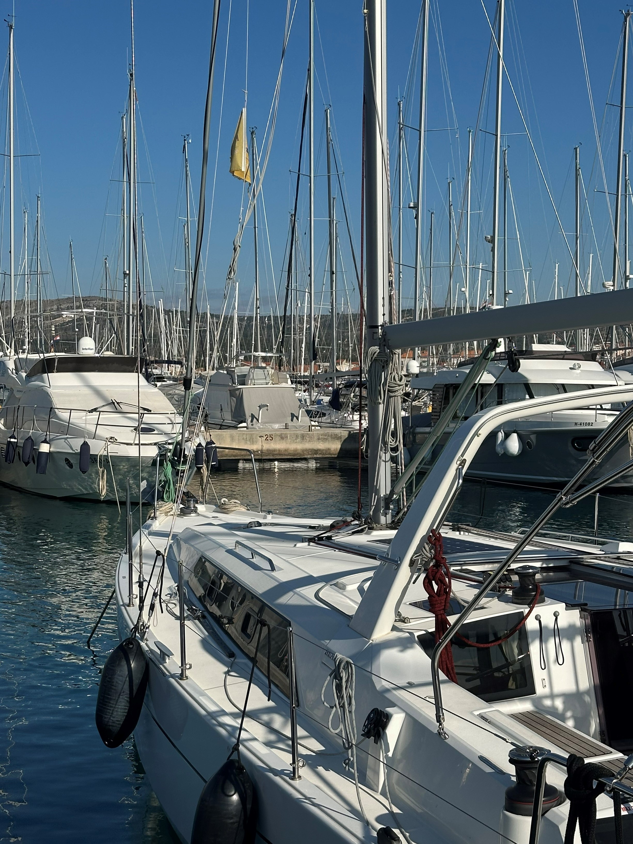 Oceanis 41.1 — photo 7