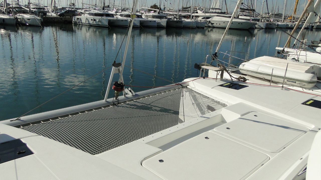 Fountaine Pajot Astrea 42 - 3 + 2 cab. — photo 3
