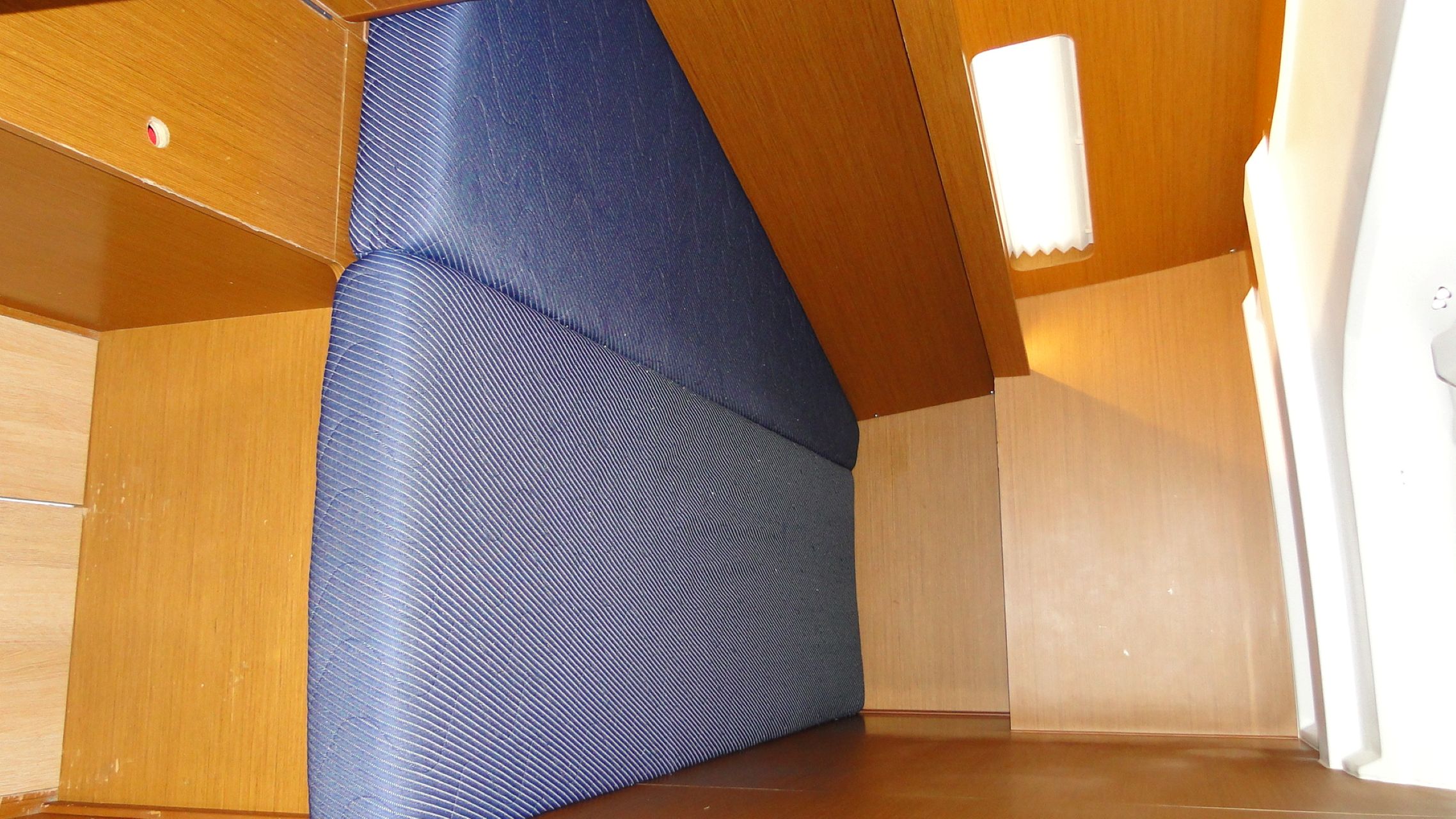 Sun Loft 47 - 6 + 1 cab. — photo 8