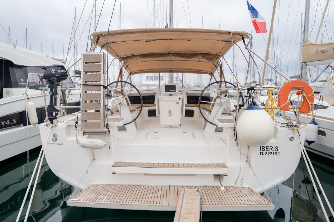Oceanis 51.1 - 5 + 1 cab. — photo 3