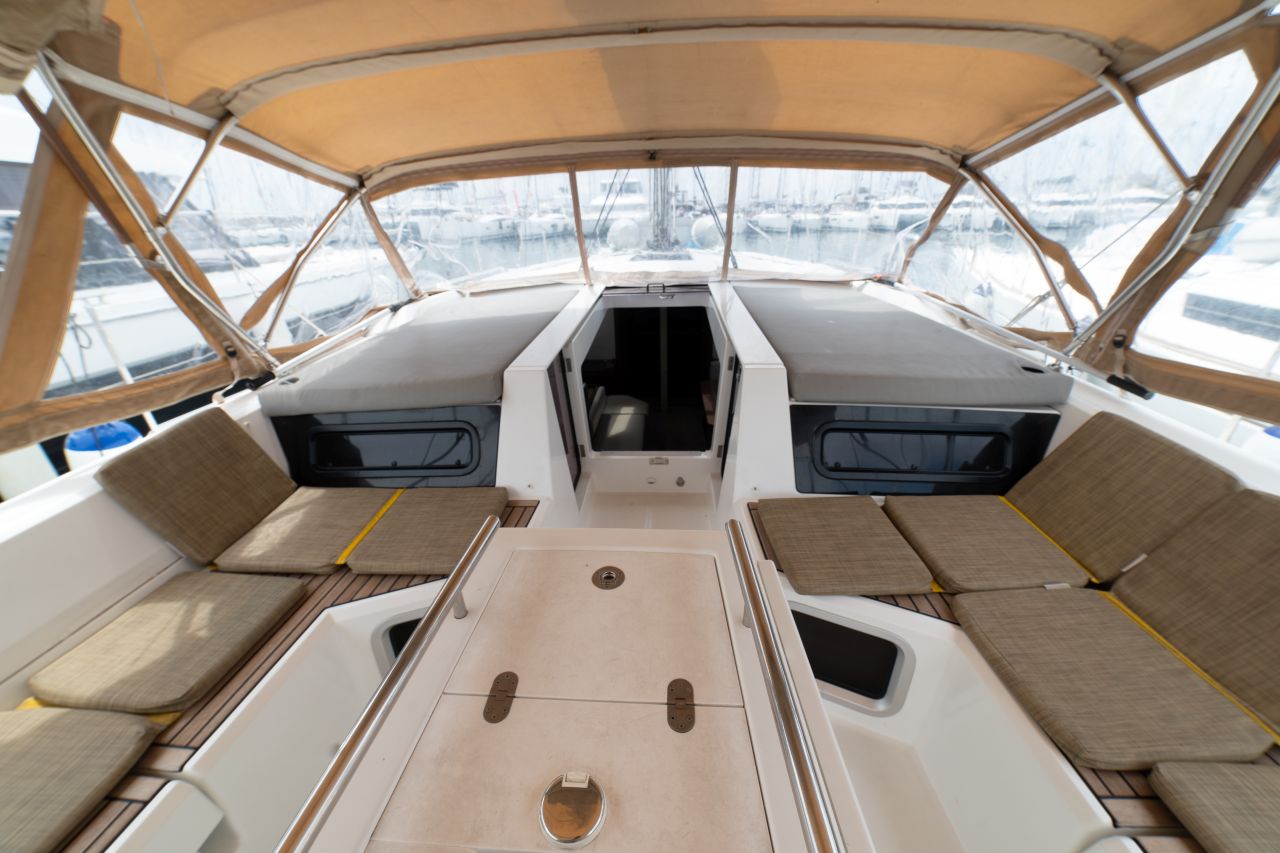Oceanis 51.1 - 5 + 1 cab. — photo 6