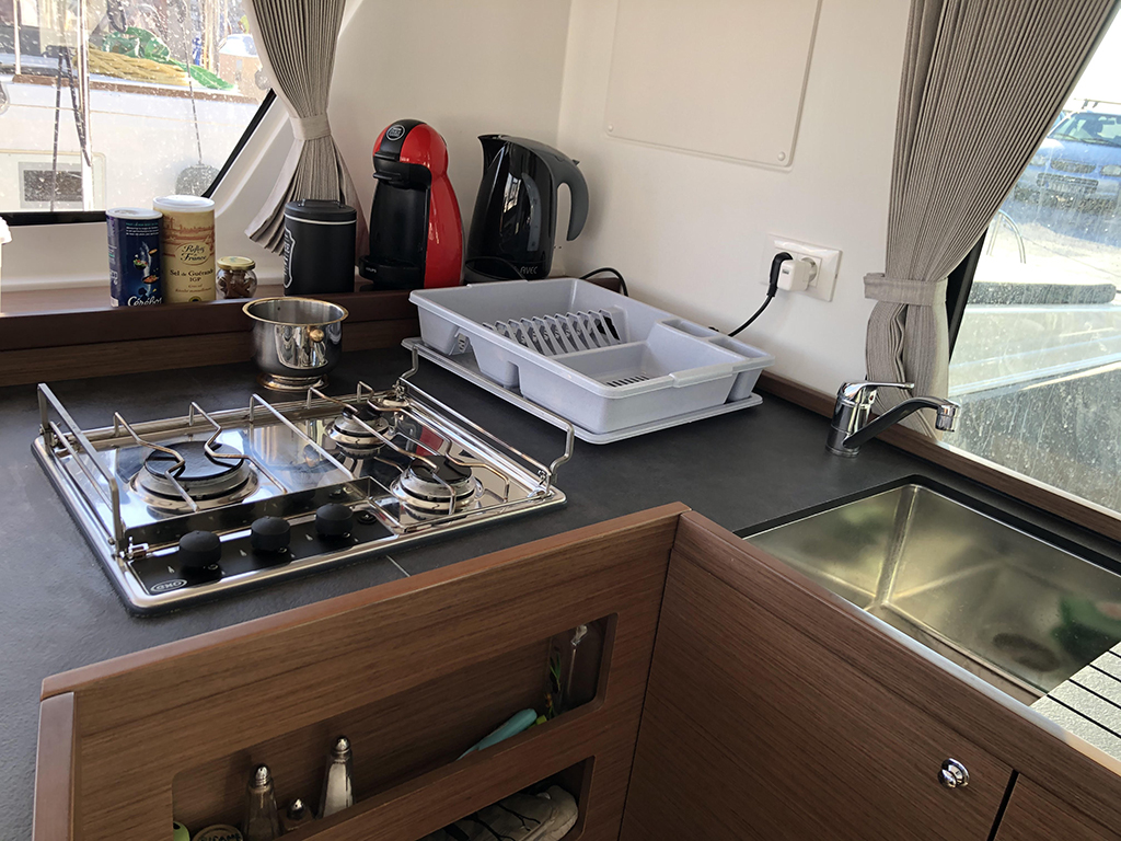 Lagoon 42 - 4 + 2 cab. — photo 15